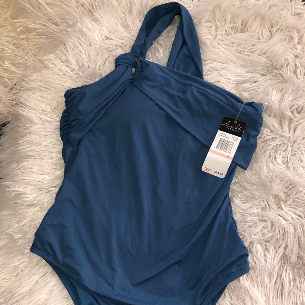 Annie Cole swimsuit.... NWT..... size 10